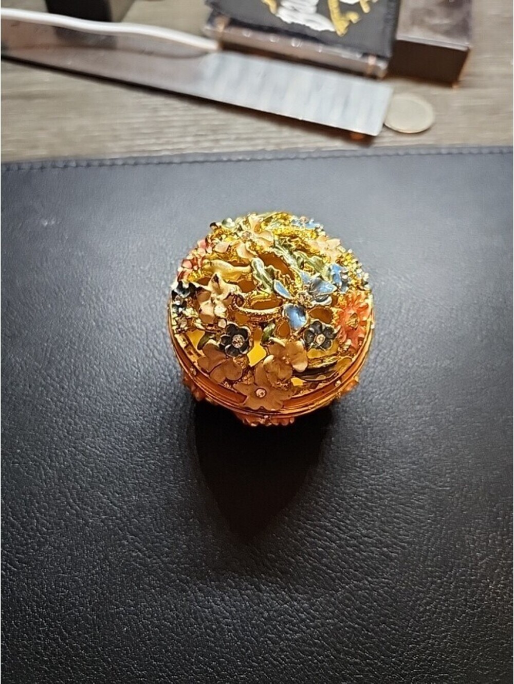 Jeweled Round Floral Box Trinket Box Swarovski Crystals Gift spring Trinket